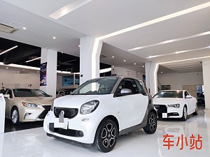smart Fortwo(进口) 2018款 Fortwo Coupe 0.9T 66kw耀金特别版